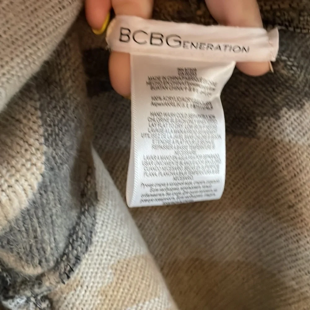 BCBG - Picture 2 of 3